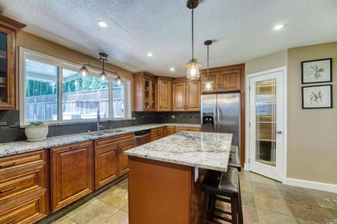 433 Minahen St, Napa, CA 94559 photo 8