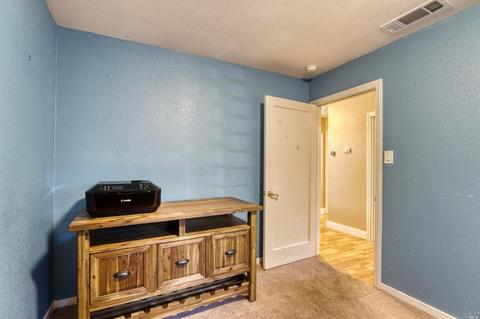 433 Minahen St, Napa, CA 94559 photo 17