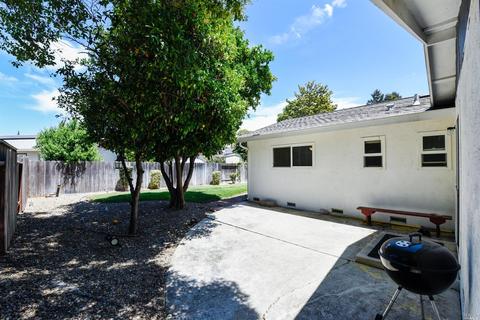 243 Cascade Drive Dr, Vacaville, CA 95687 photo 23