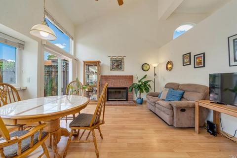 130 Valencia Way, Windsor, CA 95492 photo 13