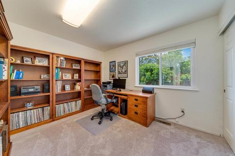 130 Valencia Way, Windsor, CA 95492 photo 16
