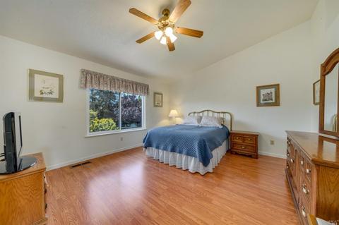 130 Valencia Way, Windsor, CA 95492 photo 22