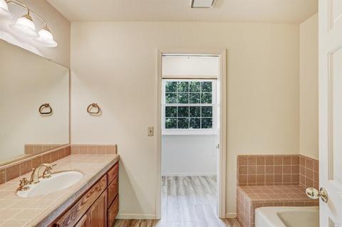 9301 Lakewood Dr, Windsor, CA 95492 photo 18