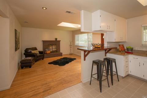 112 E Agua Caliente Rd, Sonoma, CA 95476 photo 5