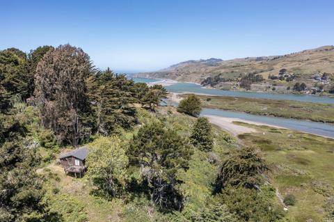 9503 Goat Hill Rd, Jenner, CA 95450 photo 1