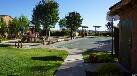 7112 Majestic Ct, Vallejo, CA 94591 photo 35