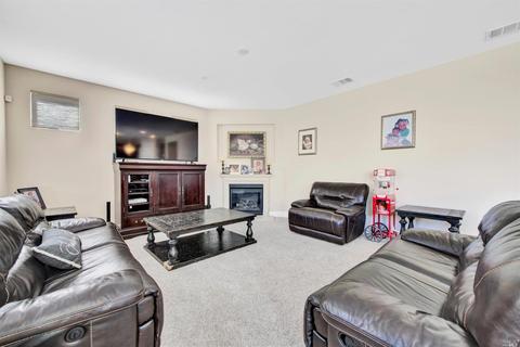 2165 Lariat Dr, Fairfield, CA 94534 photo 8