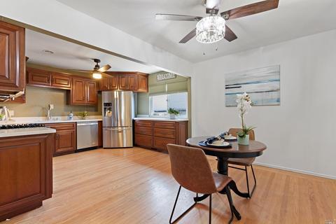 1823 Georgia St, Vallejo, CA 94590 photo 8