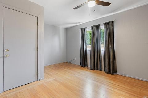 1823 Georgia St, Vallejo, CA 94590 photo 14