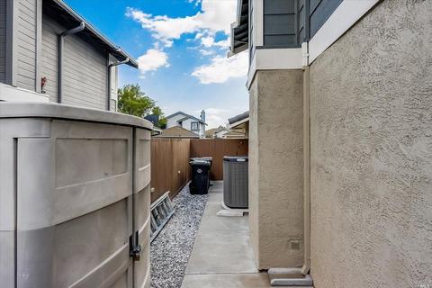 2744 Cascade Cir, Fairfield, CA 94533 photo 62