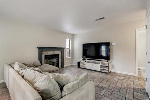 2744 Cascade Cir, Fairfield, CA 94533 photo 12