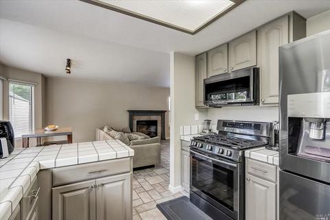 2744 Cascade Cir, Fairfield, CA 94533 photo 19