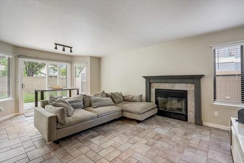 2744 Cascade Cir, Fairfield, CA 94533 photo 11