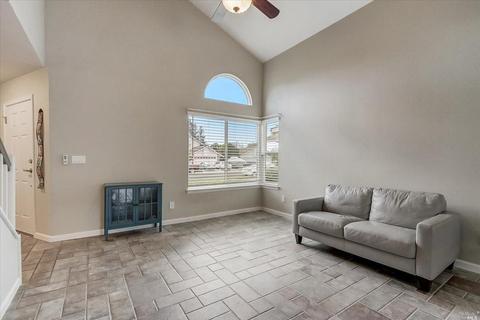 2744 Cascade Cir, Fairfield, CA 94533 photo 5