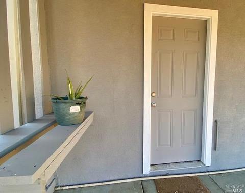213 E Bell Ave, Fairfield, CA 94533 photo 14