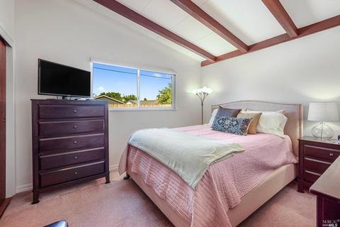 121 Sage St, Vallejo, CA 94589 photo 22