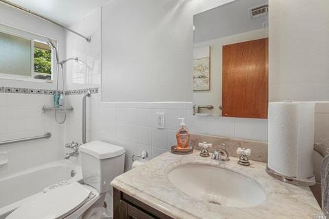 121 Sage St, Vallejo, CA 94589 photo 25
