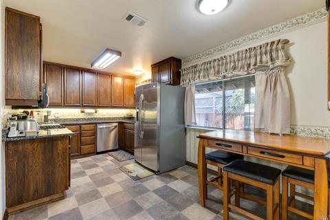 48 A Whitmore Ln, Ukiah, CA 95482 photo 4