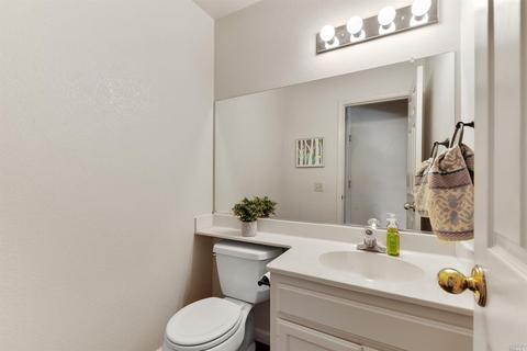565 Monaco Cir, Cloverdale, CA 95425 photo 15