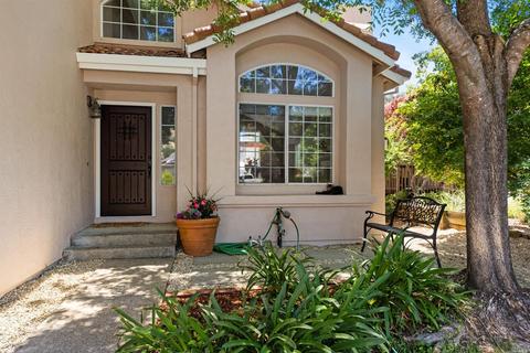 565 Monaco Cir, Cloverdale, CA 95425 photo 2
