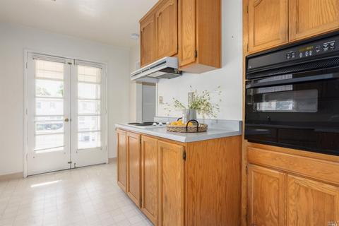 1235 Tuolumne St, Vallejo, CA 94590 photo 14