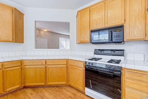 5220 Academy Dr, Fairfield, CA 94534 photo 14