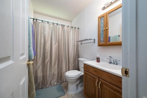 700 E Creekside Cir, Dixon, CA 95620 photo 29