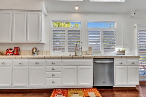 614 Archer Ct, Vallejo, CA 94591 photo 3