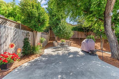 352 Los Cerritos Dr, Vallejo, CA 94589 photo 19