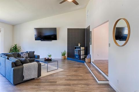 8614 Gravenstein Way, Cotati, CA 94931 photo 8