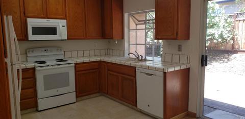 157 Cordoba Way, Windsor, CA 95492 photo 3