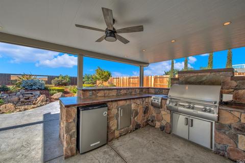 706 Ruby Dr, Vacaville, CA 95687 photo 59