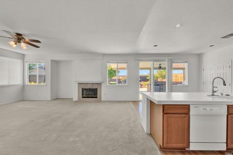 706 Ruby Dr, Vacaville, CA 95687 photo 25