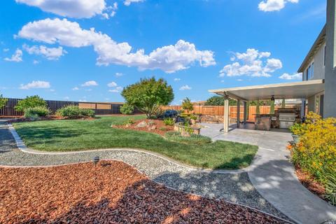 706 Ruby Dr, Vacaville, CA 95687 photo 62