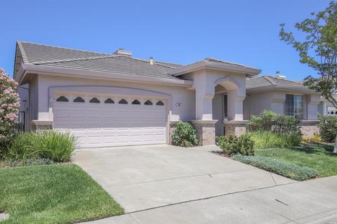 160 Currant Ln, Vacaville, CA 95687 photo 2