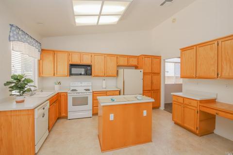 160 Currant Ln, Vacaville, CA 95687 photo 17