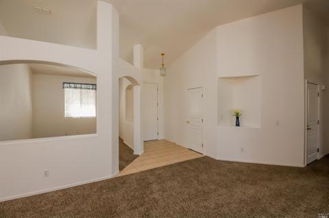 160 Currant Ln, Vacaville, CA 95687 photo 4