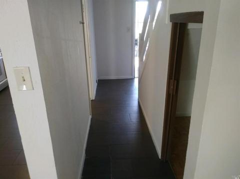 307 Rodgers St, Vallejo, CA 94590 photo 3