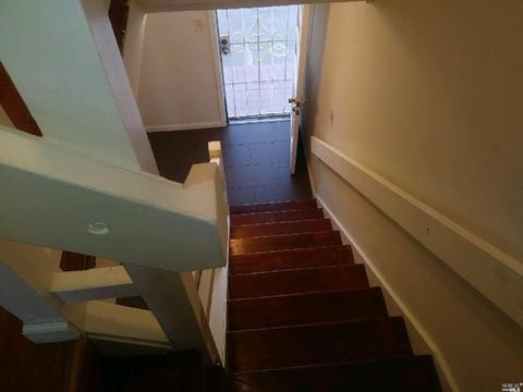 307 Rodgers St, Vallejo, CA 94590 photo 6