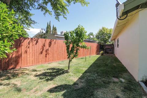 225 Circle Dr, Vacaville, CA 95688 photo 65