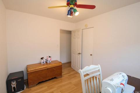 225 Circle Dr, Vacaville, CA 95688 photo 29