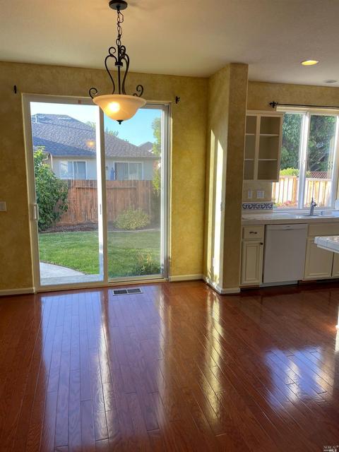 681 Decanter Cir, Windsor, CA 95492 photo 17