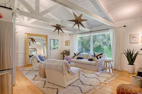 18850 Olive Ave, Sonoma, CA 95476 photo 3