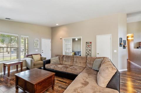 984 Ginkgo Pl, Windsor, CA 95492 photo 5