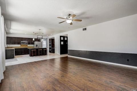 913 Shadow Tree Ct, Vacaville, CA 95687 photo 17