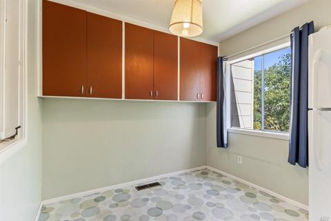 353 Laurel St, Willits, CA 95490 photo 9