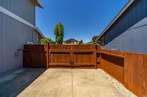 8806 Clothier Ln, Cotati, CA 94931 photo 34