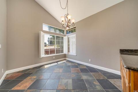 8806 Clothier Ln, Cotati, CA 94931 photo 6