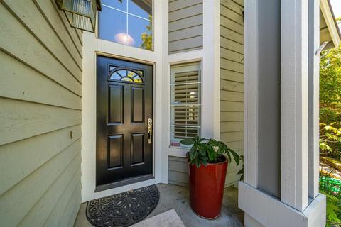 8806 Clothier Ln, Cotati, CA 94931 photo 2