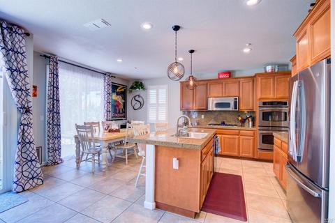 541 Dynasty Dr, Fairfield, CA 94534 photo 12